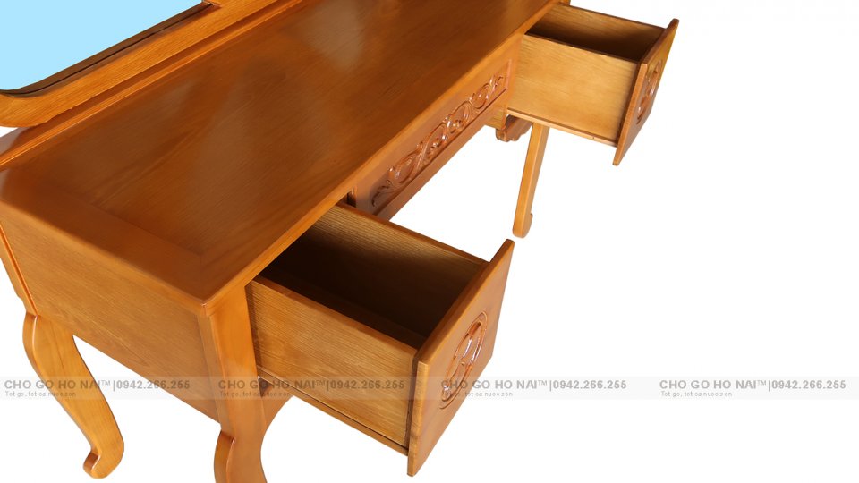 BÀN TRANG ĐIỂM | TRÁI TIM