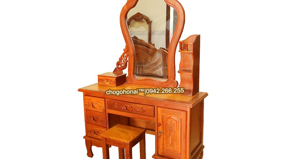 BÀN TRANG ĐIỂM CĂM XE